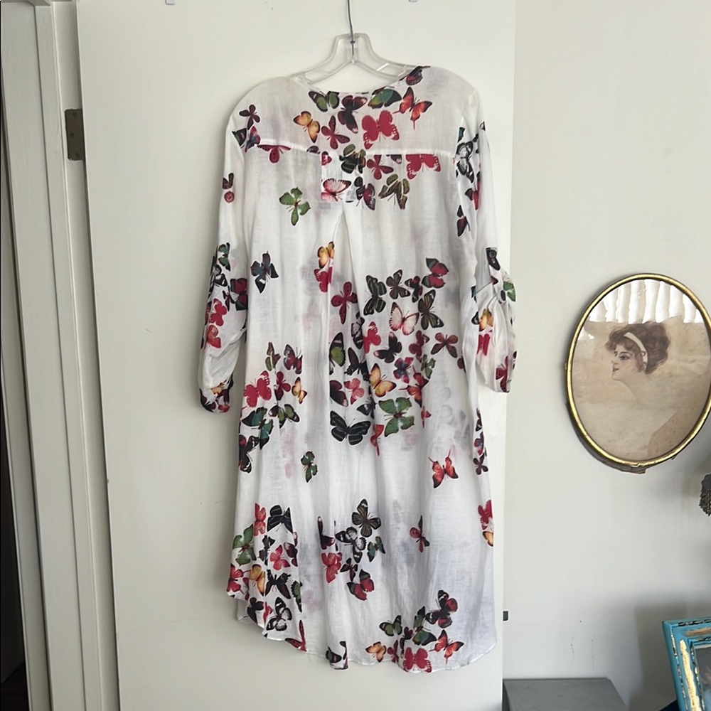 White and Pink Sundress with 3/4 Sleeves and Crew Neck - Picture 3 of 3